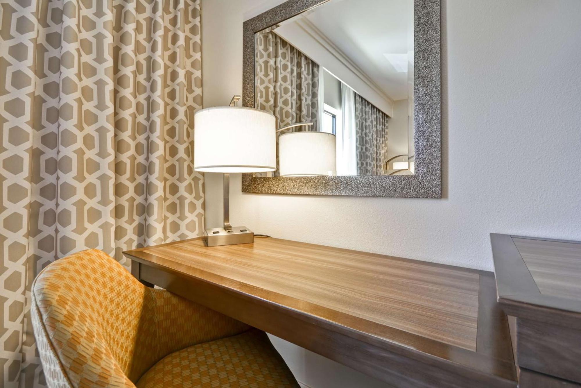Hampton Inn & Suites Dallas/Plano-East מראה חיצוני תמונה